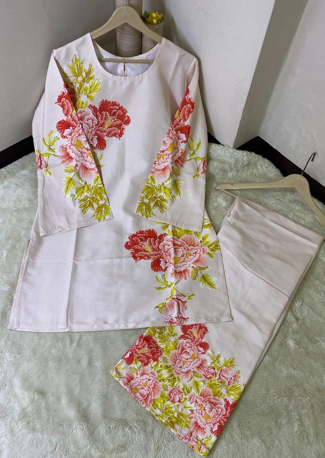 2 Pcs Women's Stitched Printed Co-Ord Set